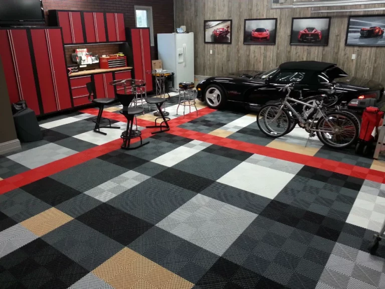 _Burberry-2-Garage-w1920-h700Compressed